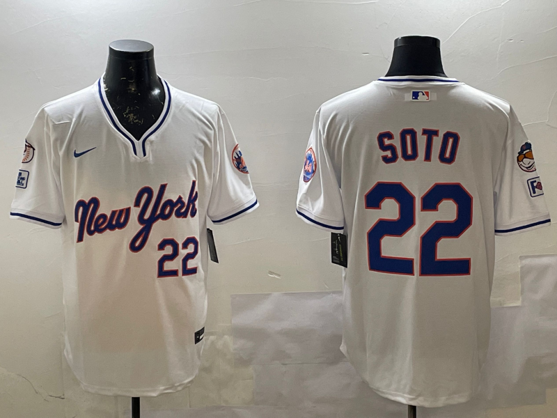 Men's New York Mets Juan Soto #22 White Replica Player jersey